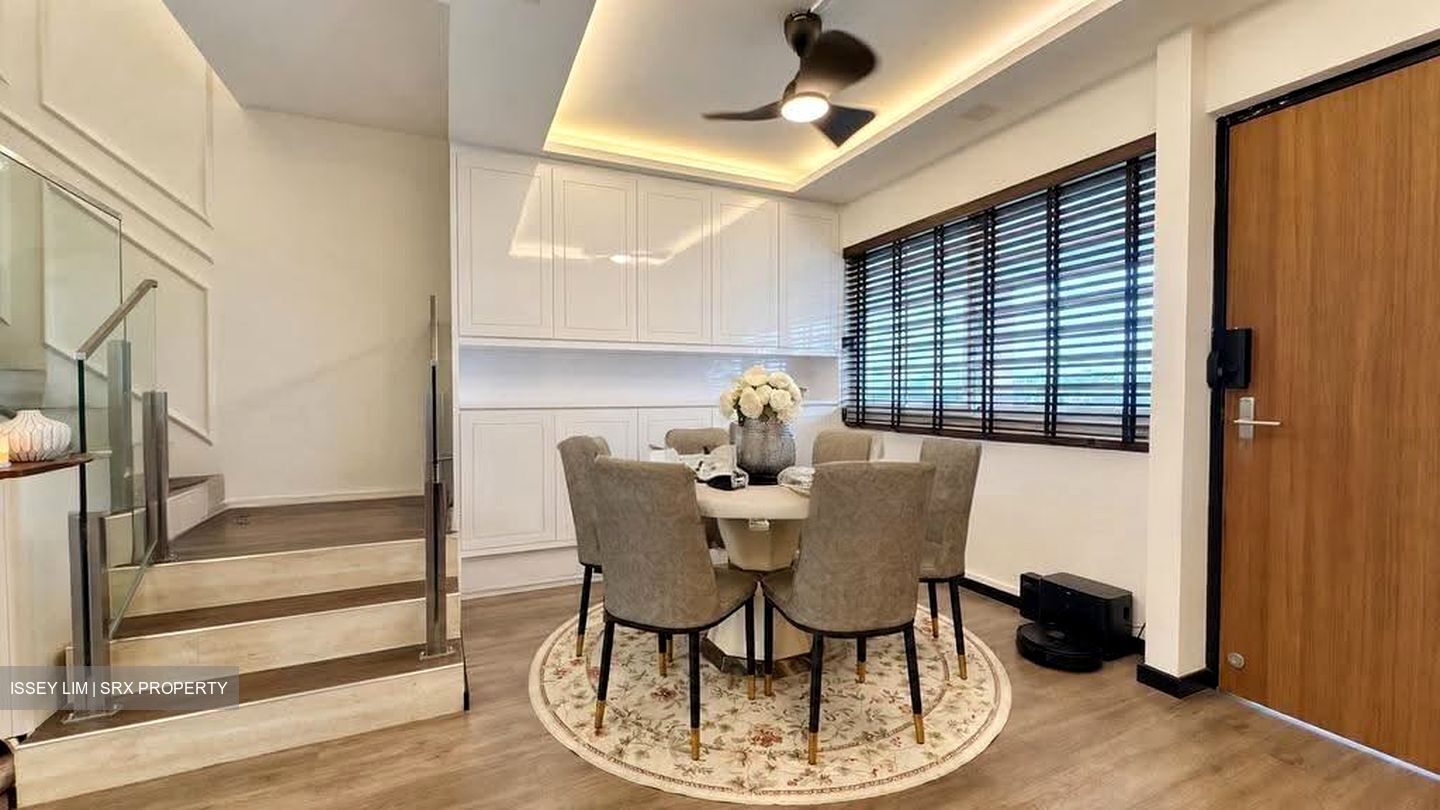 Blk 558 Hougang Street 51 (Hougang), HDB Executive #631535631